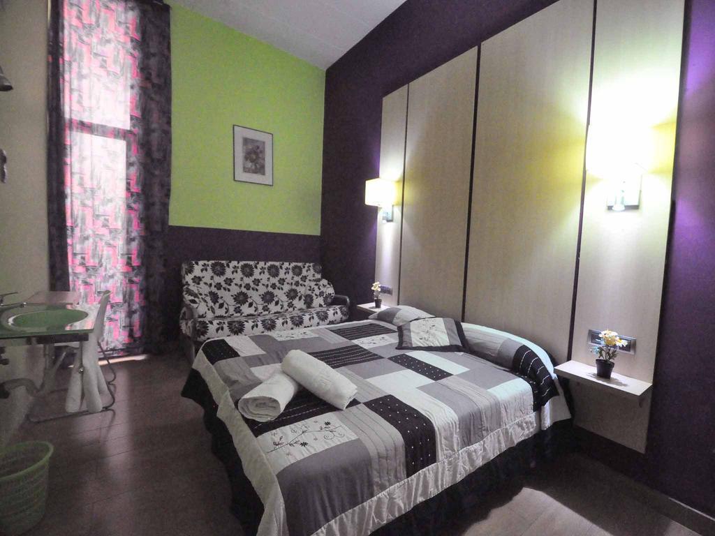 Barcelona Gotic Guesthouse חדר תמונה